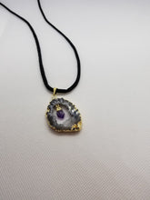 Load image into Gallery viewer, Geode Dangle Point Window Decoration-Brings you luck.